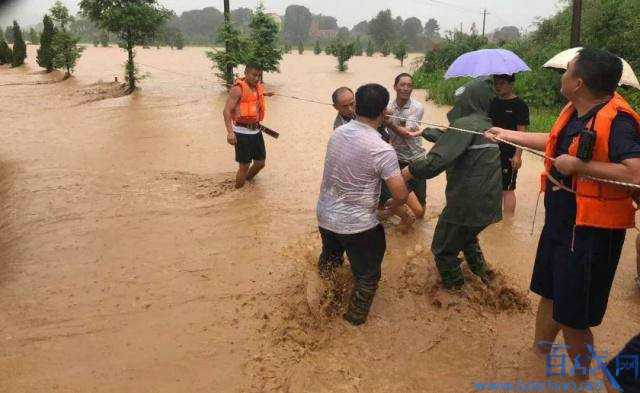 江西多地暴雨以致122.1万人受灾 直接损失数十亿