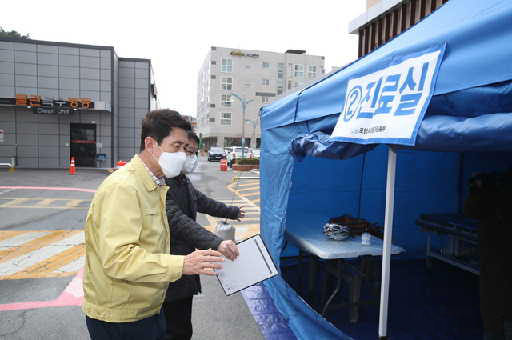 韩国16名护士辞职是因为疫情影响吗?事情真相曝光