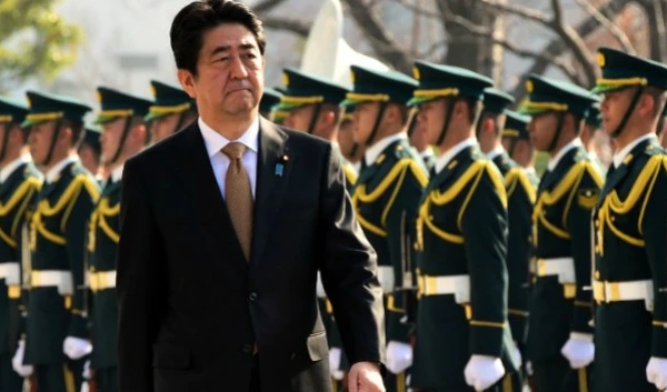 安倍发言不戴口罩