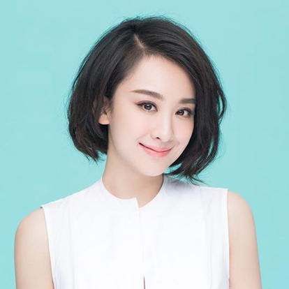 穆婷婷(Monica Mu)，1984年12月23日出生于重庆，中国大陆女演员。毕业于北京电影学院表演系，研究生硕士学位。2005年，因出演张黎导演的古装剧《锦衣卫》踏入影视圈。