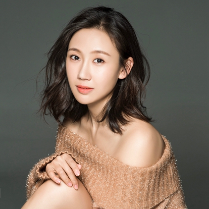 金美伶，出生于黑龙江省哈尔滨市，毕业于中央戏剧学院，中国内地女演员。2008年，出演个人首部电影《风声》，从而正式进入演艺圈。