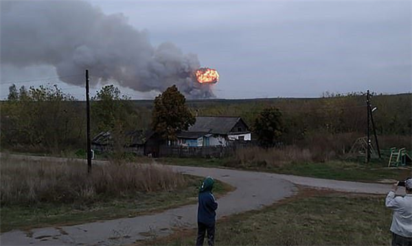 俄罗斯军火库爆炸