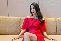 黄圣依称不接受婚前同居，暗示女生会吃亏，透着知识分子家庭的骄傲