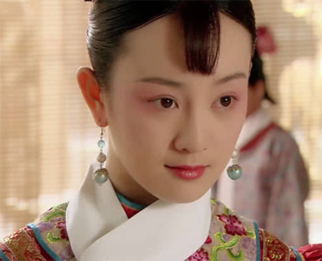 故宫的珍妃井口那么小,太监们是怎么把珍妃丢进去的?