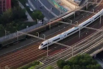 京沪高铁：从“烧钱黑洞”到“印钞机”，一条铁路是如何创造百亿奇迹？
